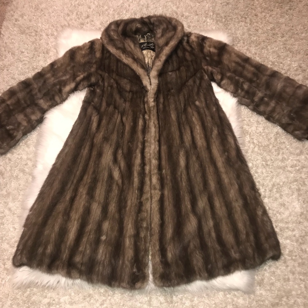 Vintage N.H rosenthal fur coat Chicago furs M-L